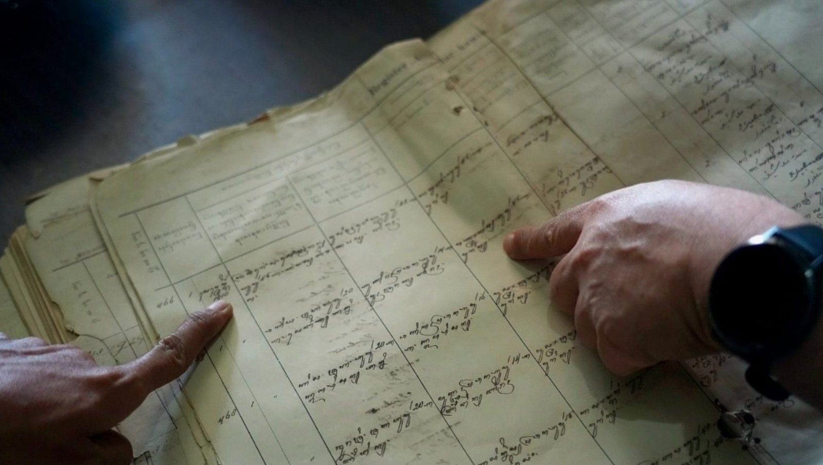 KUA Plemahan Simpan Dokumen Nikah Tertua Sejak 1910