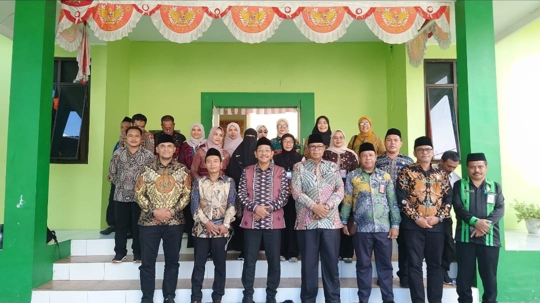 Penurunan Pernikahan 2025, KUA Fokus Layanan Wakaf Produktif